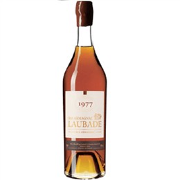 TextText Rượu vang Chateau Laubade Bas Armagnac 1977