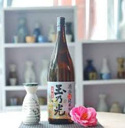 Sake Tamanohikari Junmai Ginjo Shuraku 1800ml